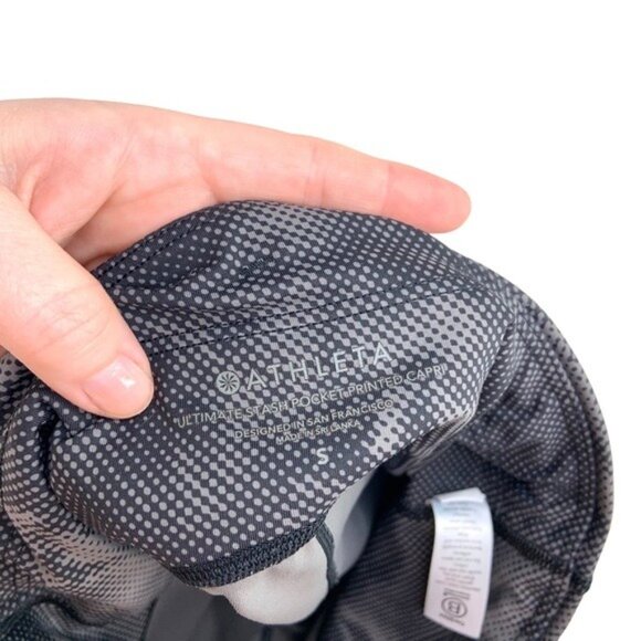 Athleta Ultimate Stash Pocket Printed Capri - Picture 4 of 5